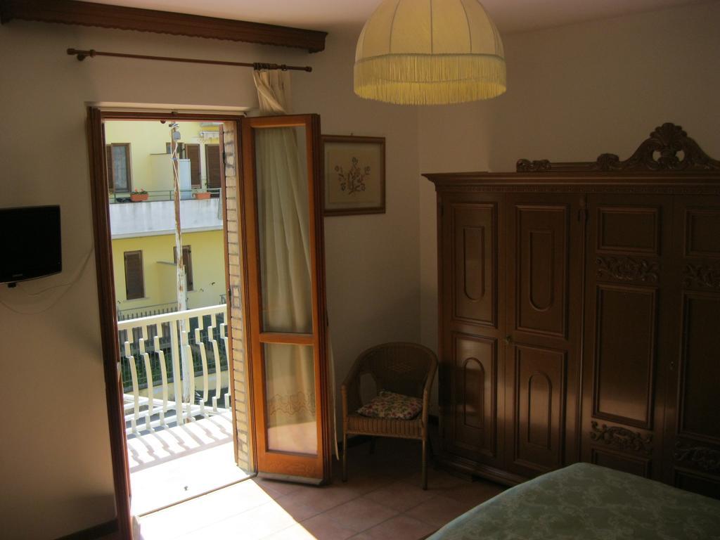 Apartment Via Vittoria Bastia Umbra Luaran gambar